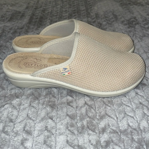 Fly Flot Women’s Anatomic Anti shock Clogs.   Size 7.  Tan. Made in Italy - Picture 1 of 13